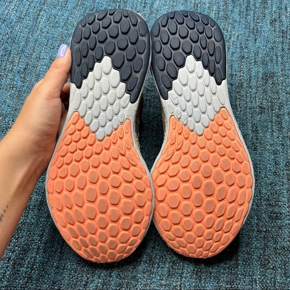 New Balance Fresh Foam Tempo Sneakers in Indigo Pink Lemon - Picture 8 of 10